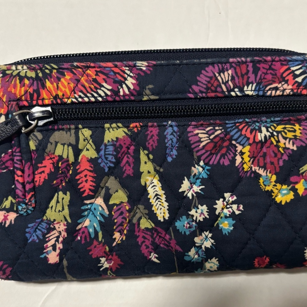 Vera Bradley Quilted Floral Zip Wallet - Navy Multi